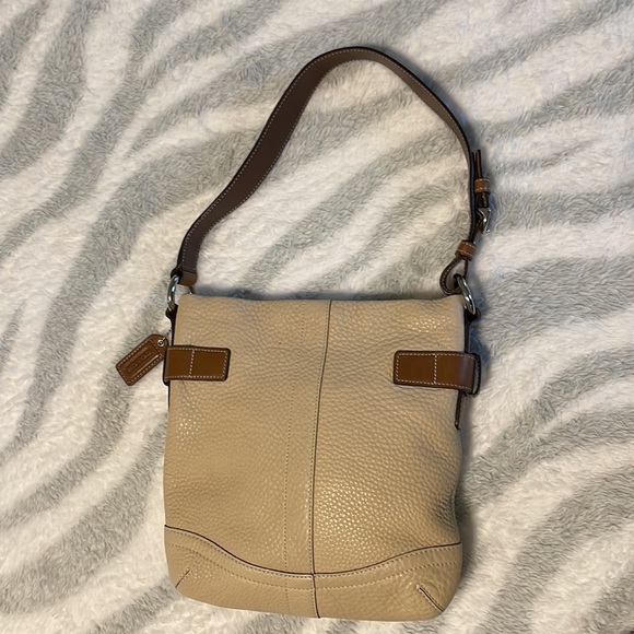 COACH tan and brown leather handbag. EUC - Picture 2 of 15